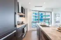 2104 1500 MARTIN STREET - thumbnail 6