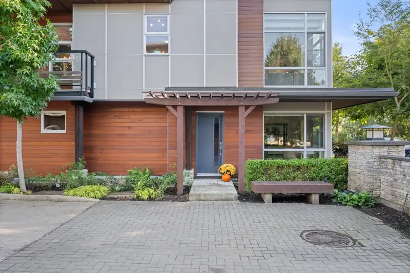 15 16223 23A AVENUE - photo 4 of 40