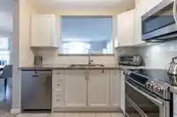309 15210 PACIFIC AVENUE - thumbnail 9