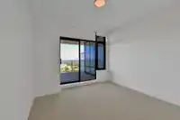 1902 1588 JOHNSTON ROAD - thumbnail 11