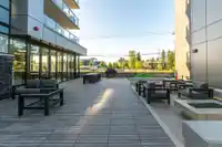 1902 1588 JOHNSTON ROAD - thumbnail 34