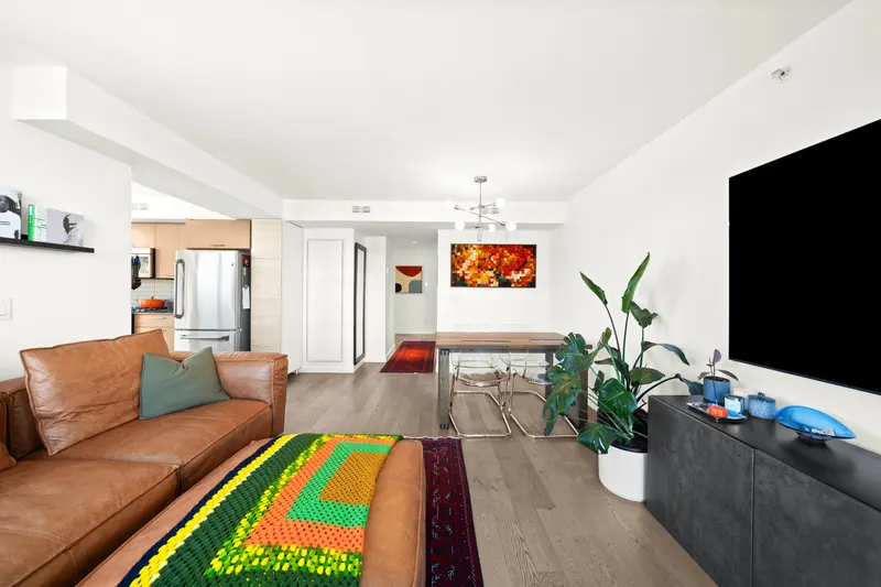 501 95 MOODY STREET - photo 1 of 25