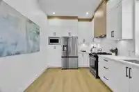 2045 168 STREET - thumbnail 15