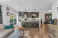 12 15688 28 AVENUE - thumbnail 2