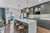 12 15688 28 AVENUE - thumbnail 4