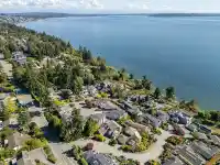 1334 132A STREET - thumbnail 2