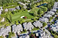 9 15715 34 AVENUE - thumbnail 1
