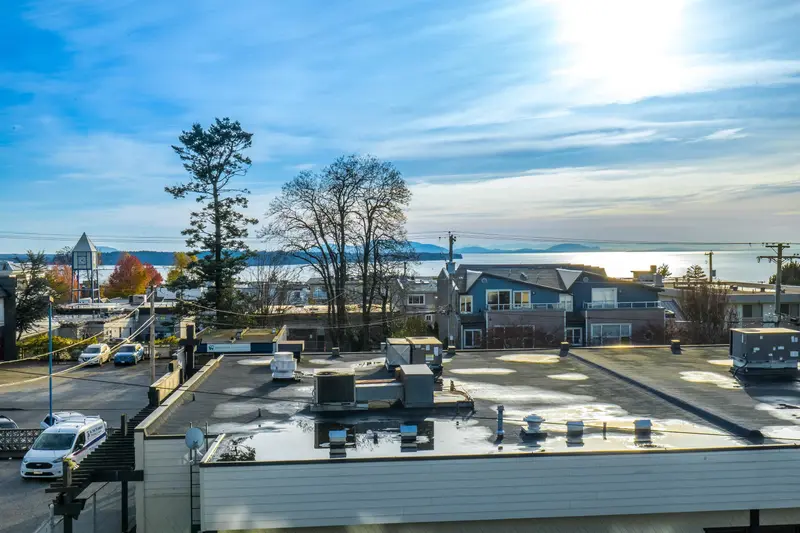 210 1354 WINTER STREET - photo 2 of 25