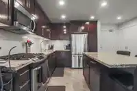 304 15428 31 AVENUE - thumbnail 4
