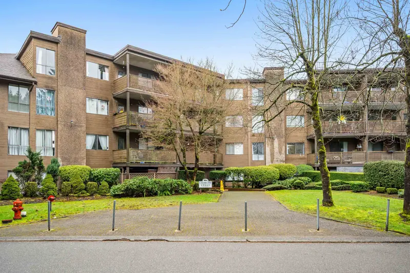 302 10662 151A STREET - photo 3 of 25