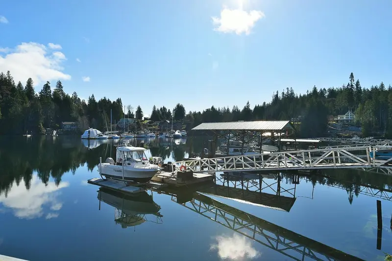 4650 GERRANS BAY ROAD - photo 3 of 25