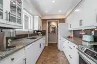 905 HABGOOD STREET - thumbnail 18