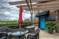 905 HABGOOD STREET - thumbnail 3