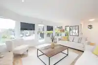 976 HABGOOD STREET - thumbnail 6