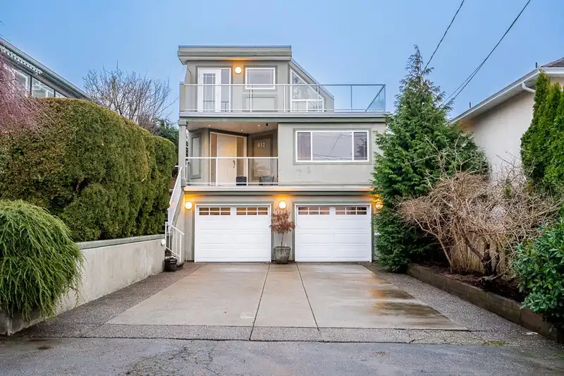 912 HABGOOD STREET - photo 1 of 19