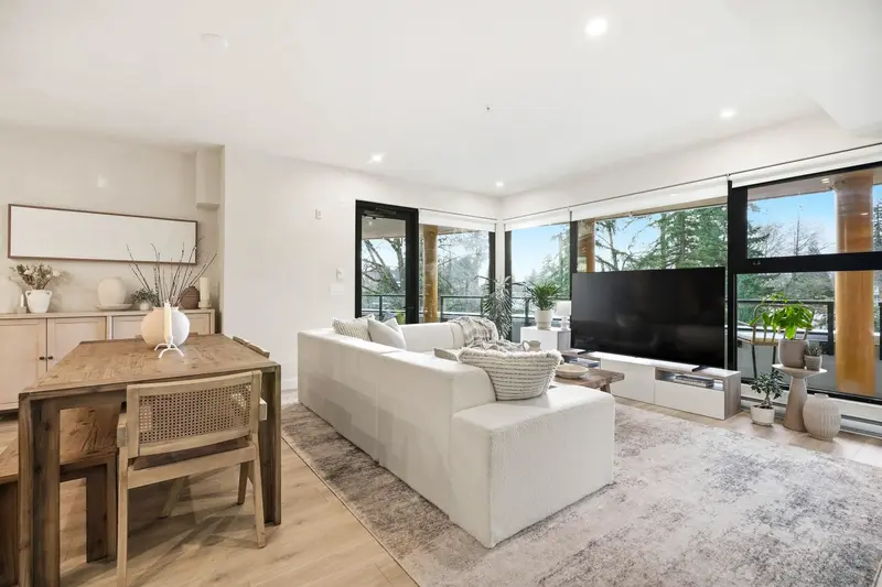 338 2635 KING GEORGE BOULEVARD - photo 4 of 25