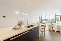 304 1588 JOHNSTON ROAD - thumbnail 13