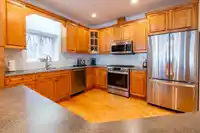 3545 149A STREET - thumbnail 14