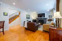 3545 149A STREET - thumbnail 8