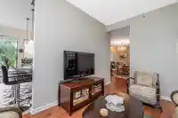 402 1550 MARTIN STREET - thumbnail 23