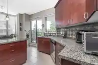 402 1550 MARTIN STREET - thumbnail 9