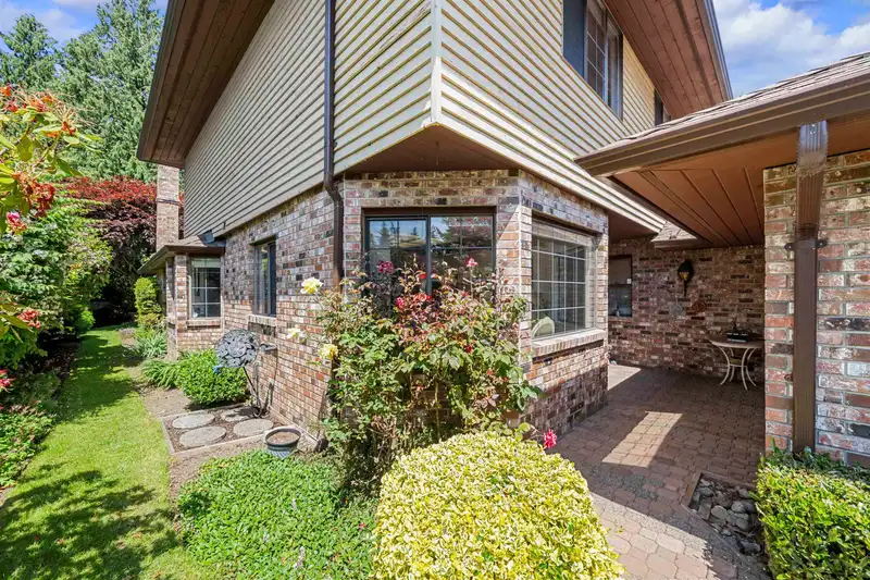 36 1725 SOUTHMERE CRESCENT - photo 4 of 40