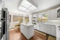 36 1725 SOUTHMERE CRESCENT - thumbnail 8