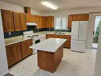 35 1400 164 STREET - thumbnail 5