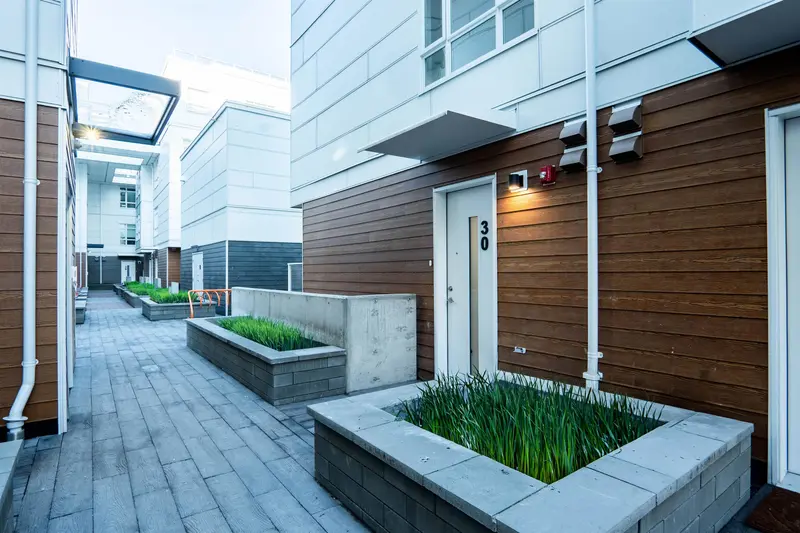 30 10333 RIVER DRIVE - photo 1 of 25