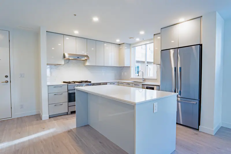 30 10333 RIVER DRIVE - photo 2 of 25