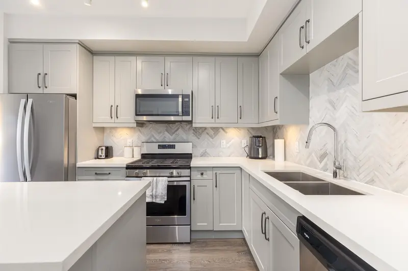 303 14605 MCDOUGALL DRIVE - photo 3 of 25