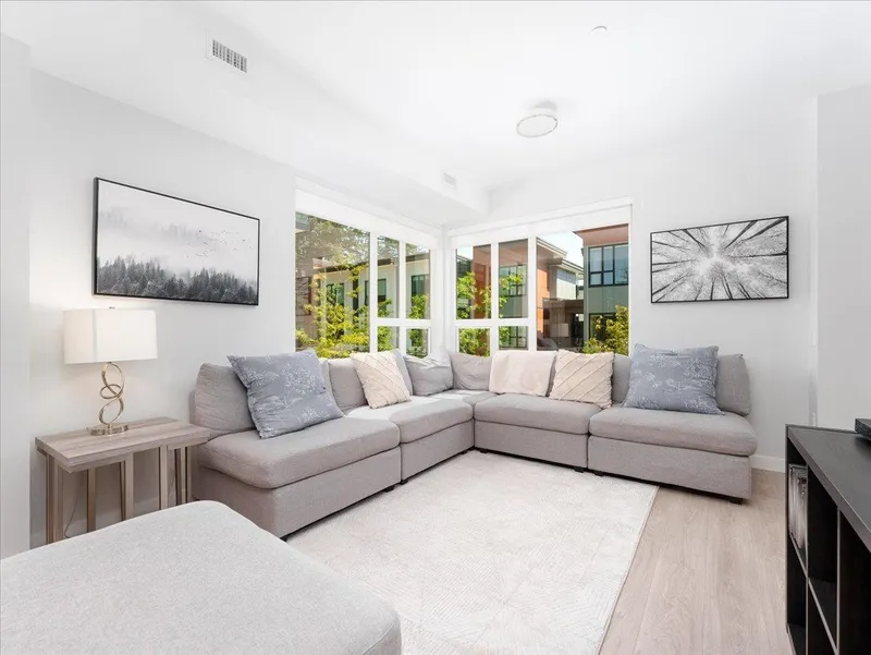 13 2728 ACADIA ROAD - photo 1 of 24