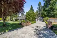 3240 138A STREET - thumbnail 2