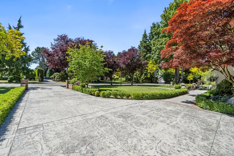 3240 138A STREET - photo 3 of 40