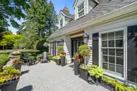 3240 138A STREET - thumbnail 4