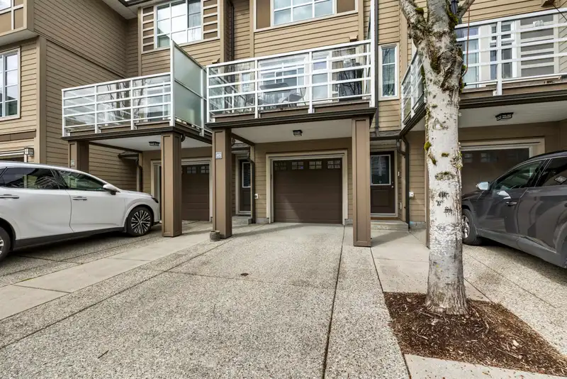 40 15405 31 AVENUE - photo 4 of 36