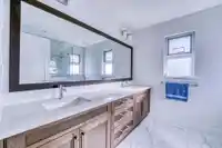 2143 167 STREET - thumbnail 10
