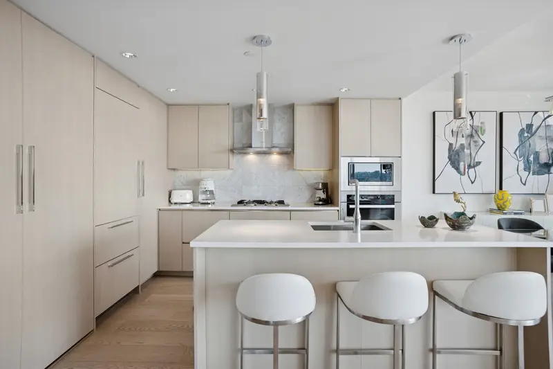 2618 89 NELSON STREET - photo 3 of 25