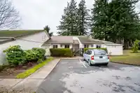 2 12928 17 AVENUE - thumbnail 2