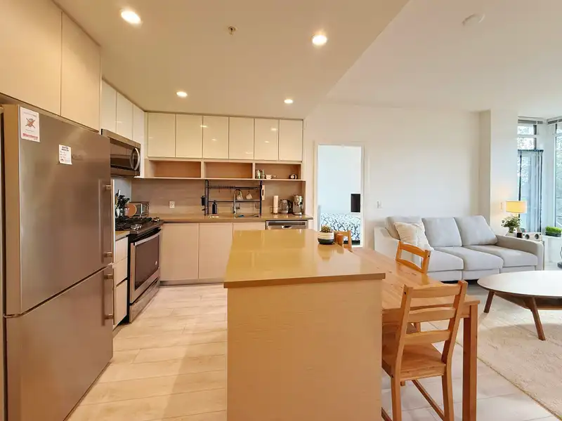 105 8850 UNIVERSITY CRESCENT - photo 2 of 24