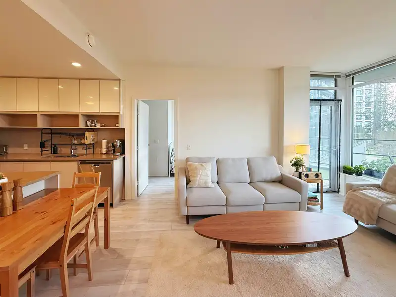 105 8850 UNIVERSITY CRESCENT - photo 4 of 24