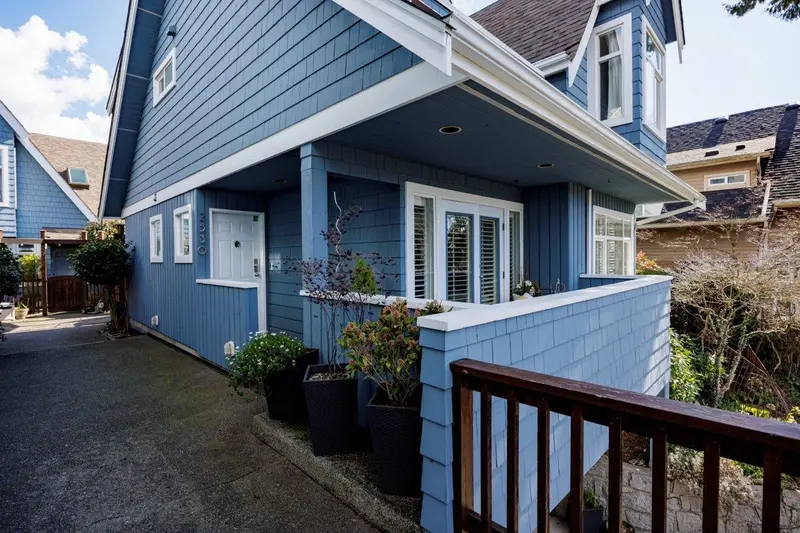 2530 WESTERN AVENUE - photo 4 of 25