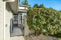 2 14223 18A AVENUE - thumbnail 3