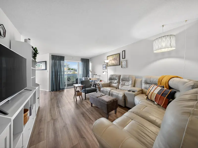 216 32833 LANDEAU PLACE - photo 4 of 25