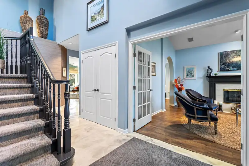 2456 149A STREET - photo 2 of 25