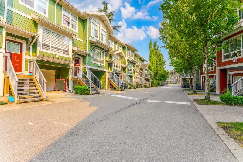 170 15168 36 AVENUE - photo 3 of 39