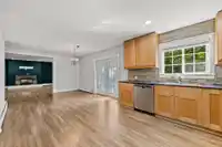 12686 20 AVENUE - thumbnail 7