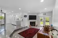 1272 163A STREET - thumbnail 6