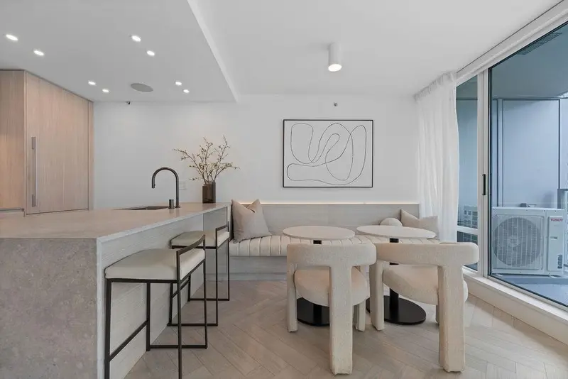 2206 1438 RICHARDS STREET - photo 2 of 25