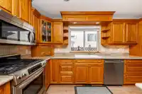16545 10 AVENUE - thumbnail 12